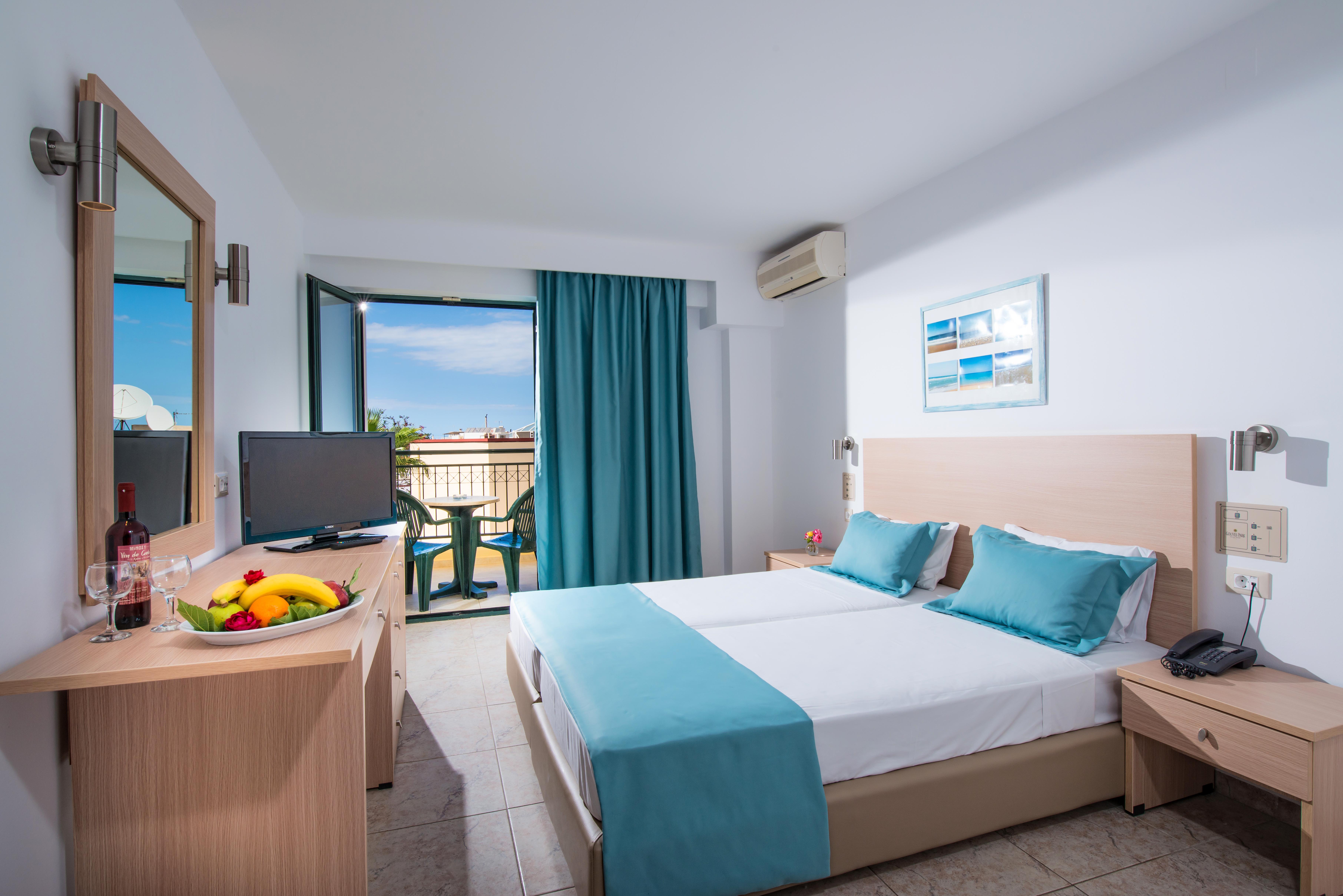 Gouves Waterpark Holiday Resort Kato Gouves ภายนอก รูปภาพ