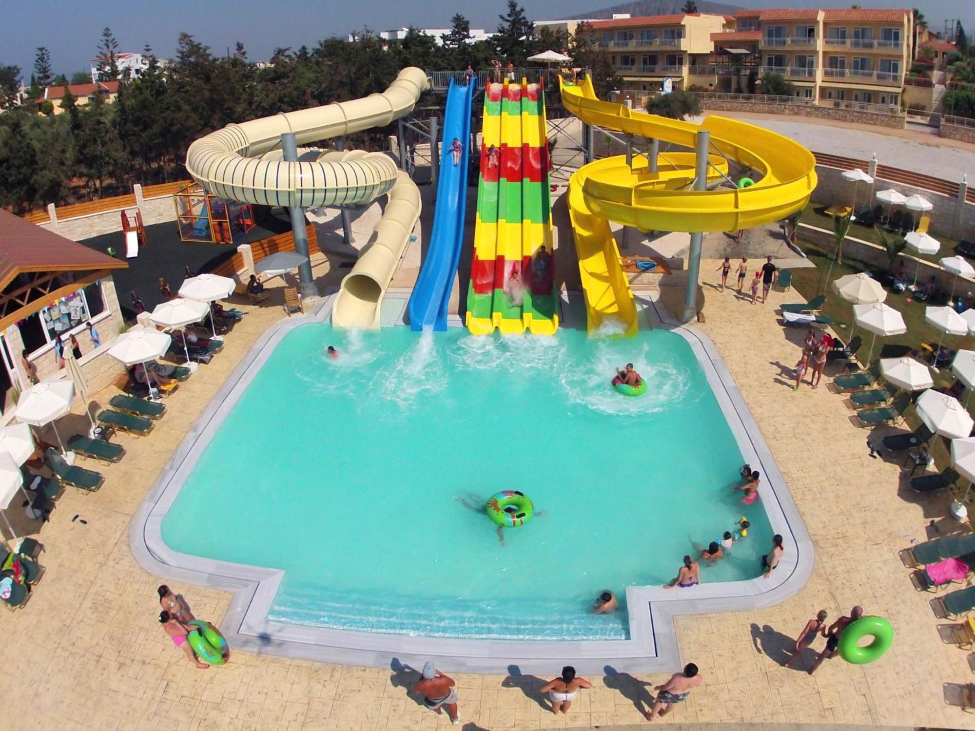Gouves Waterpark Holiday Resort Kato Gouves ภายนอก รูปภาพ