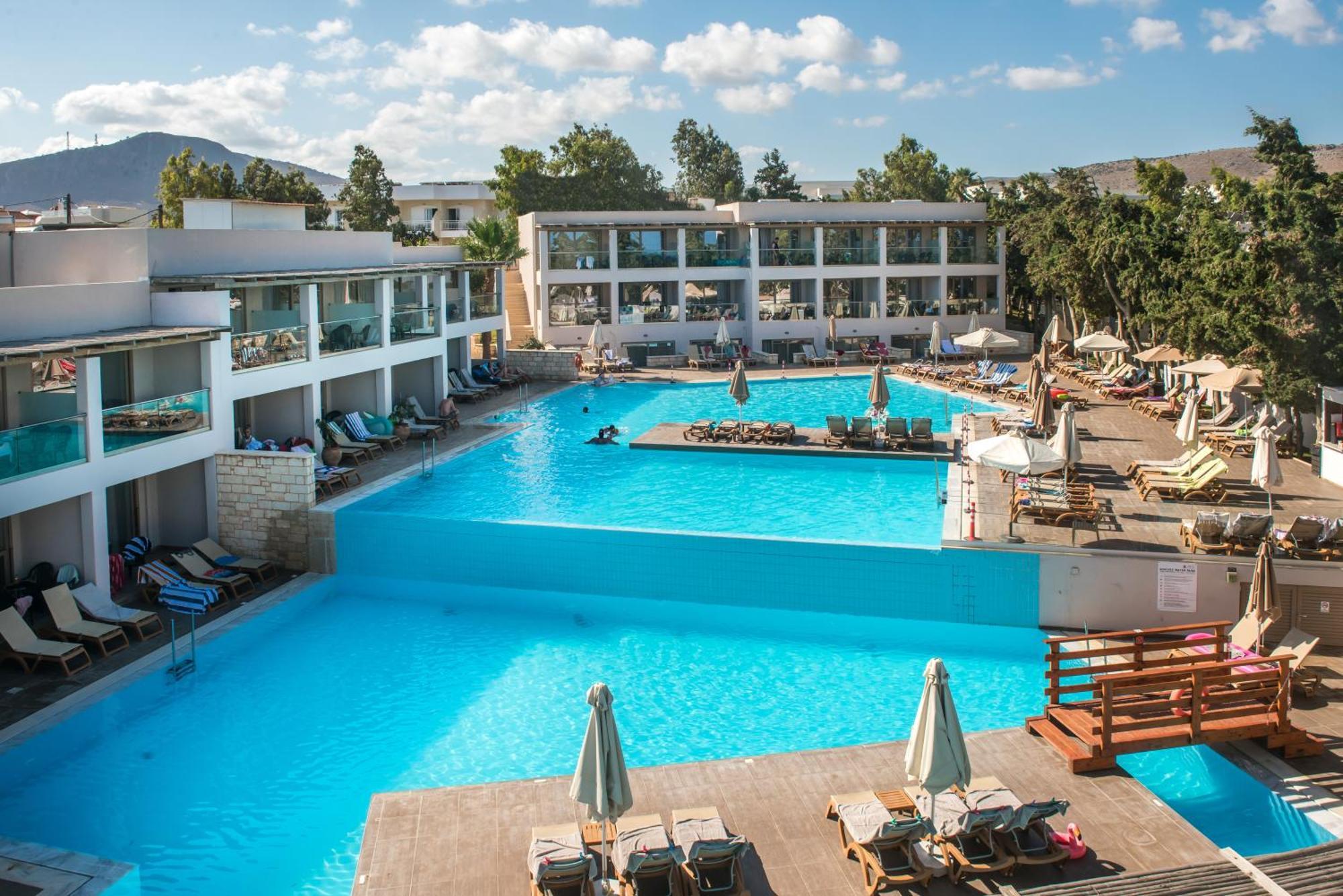 Gouves Waterpark Holiday Resort Kato Gouves ภายนอก รูปภาพ